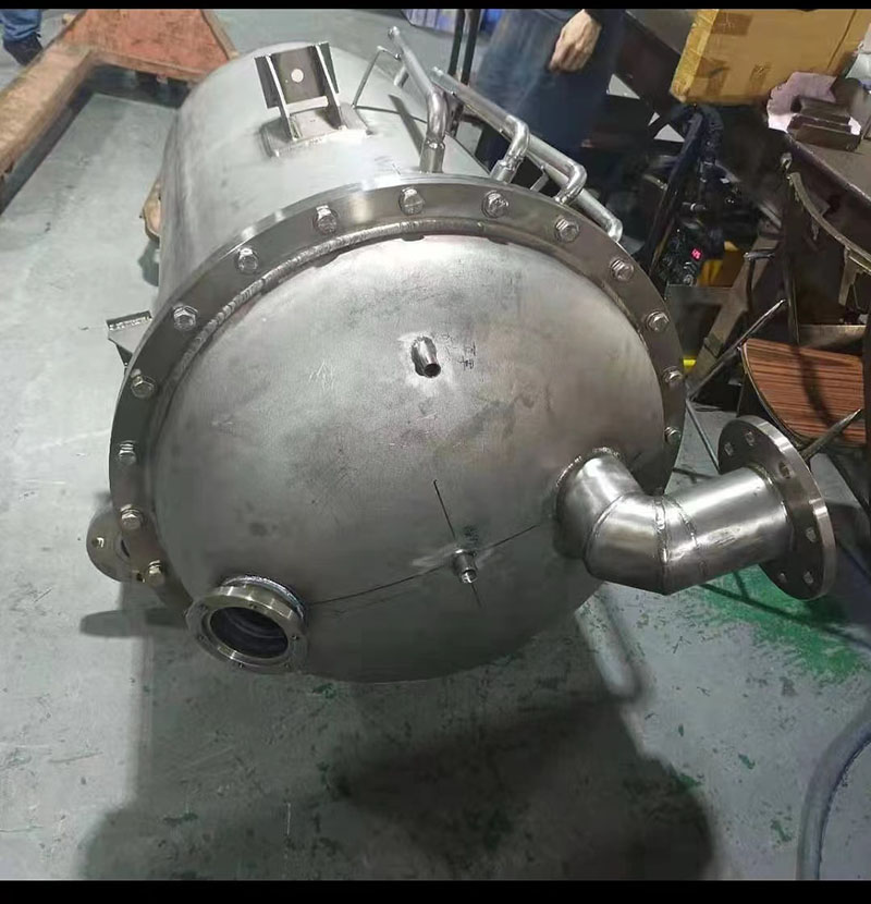 鈦罐
